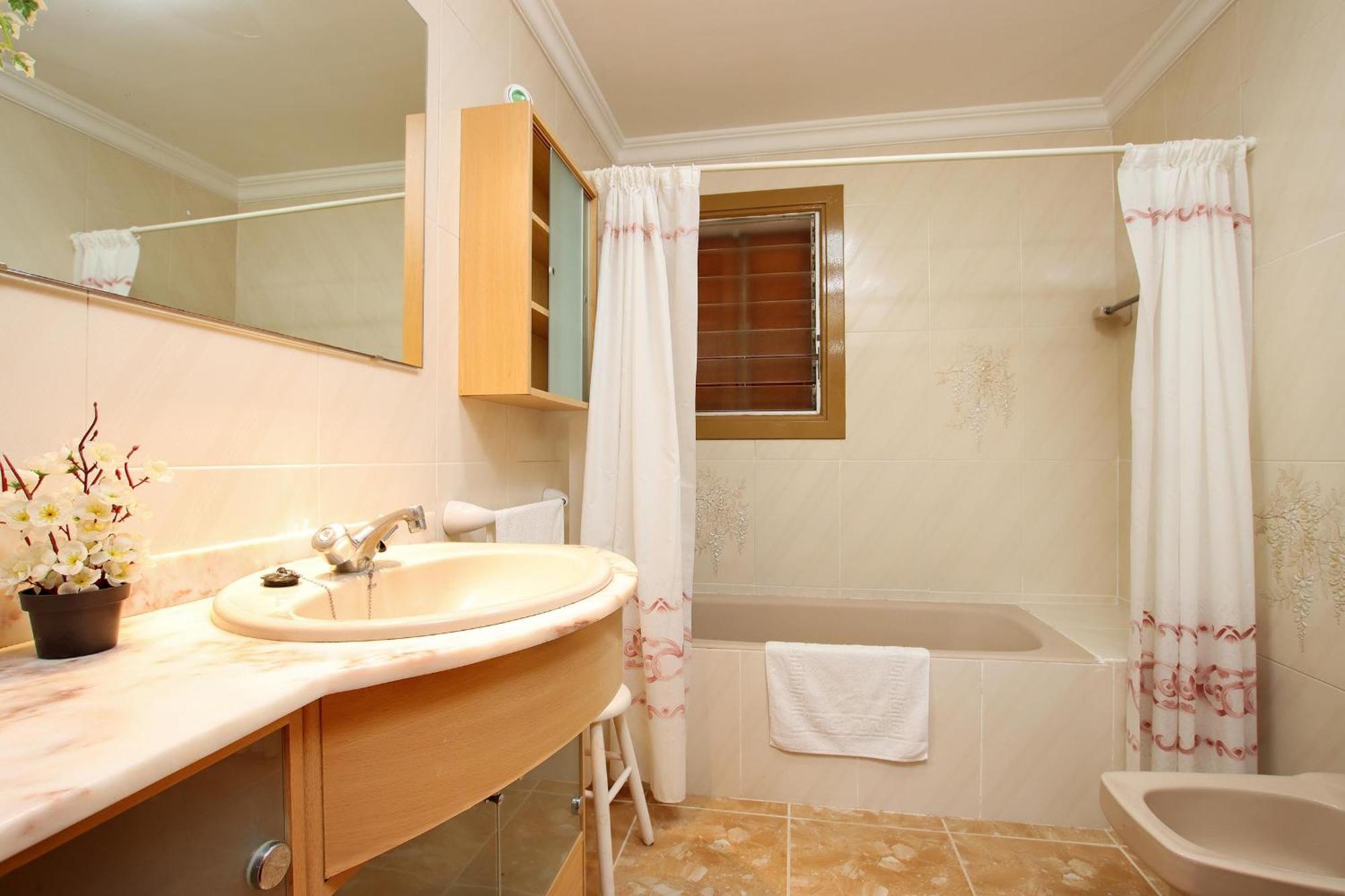 Mar Lovely With Heated Pool Villa *